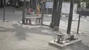 Suasana ruas jalan di kawasan Kemang, Jakarta, Minggu (12/5/2019). Rencana pembangunan fisik penataan ruang jalan atau pedestrian kawasan Kemang akan dimulai pada akhir Mei 2019 dengan tujuan menjadikan kawasan tersebut sebagai objek wisata. (Liputan6.com/Immanuel Antonius)