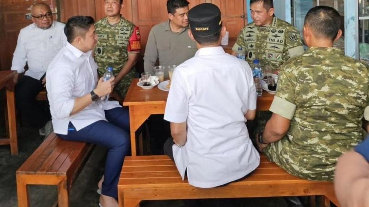 Seskab Teddy Tinjau UMKM Tapsel, Ngopi Bareng Bobby dan KSAD, Bahas Infrastruktur Vital