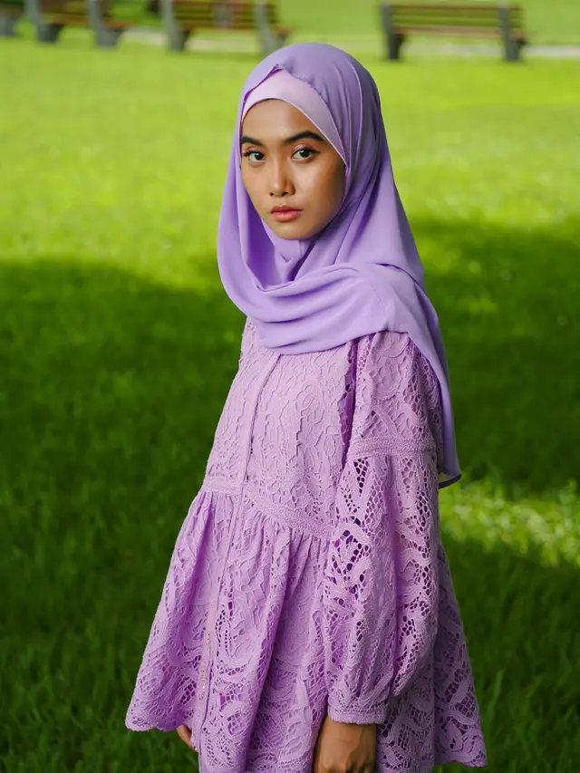 Gamis Brokat Lengan Balon Warna Lilac
