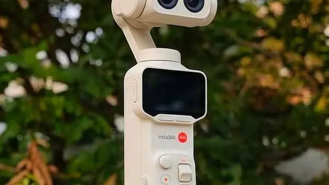 Insta360 Luna