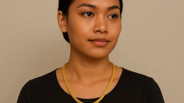 Model Kalung Emas Rantai Polos Terbaru 2025/via AI