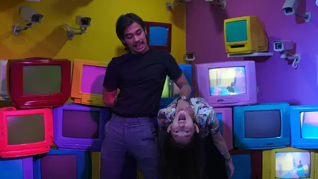 Sama-sama Sudah Gandeng Pacar Baru, Ini 6 Potret Manis Wafda dan Devina Aureel