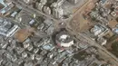 <p>Citra satelit yang disediakan oleh Maxar Technologies menunjukkan Rumah Sakit Indonesia di Jabaliya, Jalur Gaza, 26 November 2023. Gencatan senjata antara Israel dan Hamas dimulai sejak Jumat, 24 November 2023. (Satellite image &copy;2023 Maxar Technologies via AP)</p>