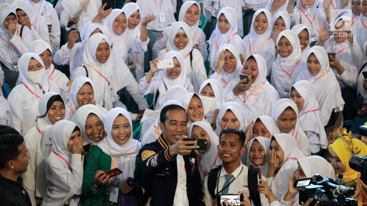 Ribuan Siswa-siswi Gorontalo Terima Kartu Indonesia Pintar