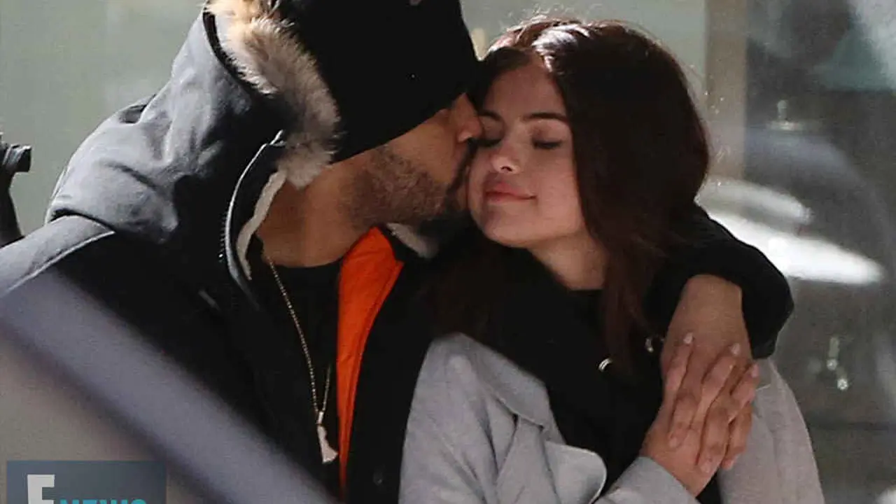 Selena Gomez dan The Weeknd kembali menunjukkan kemesraannya ditengah publik. (Foto: E!News)