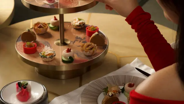 Rayakan Imlek 2026 di The St. Regis Jakarta: Hampers Eksklusif, Afternoon Tea, hingga Jamuan Mewah Penuh Makna