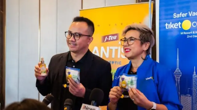 tiket.com dan Antis, Hand Sanitizer No 1 di Indonesia berkolaborasi memperkenalkan program “Safer Vacations with tiket.com x Antis”