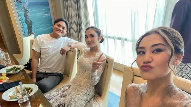 Aaliyah Massaid Jadi Bridesmaid