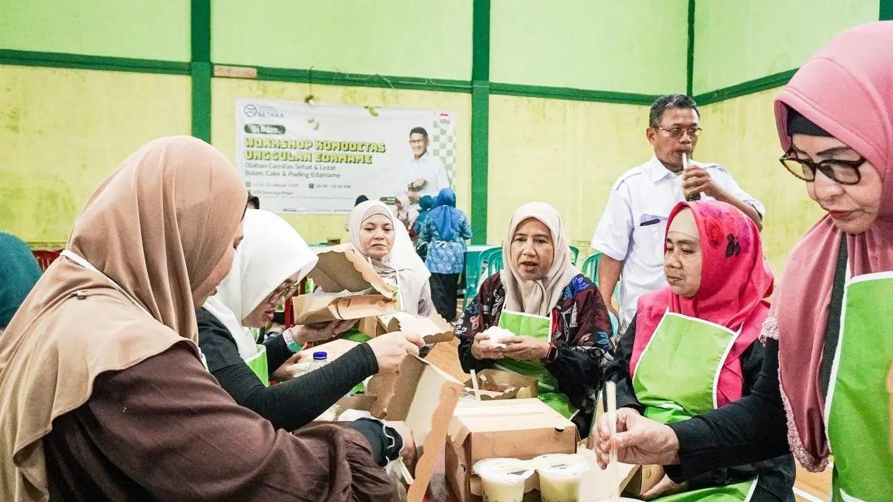 Yayasan Indonesia Setara (YIS) bersama Gebrakan Anak Negeri (GAN) menggelar Pelatihan Tata Boga Pembuatan Olahan Edamame berupa bolen dan cake kukus edamame (Istimewa)