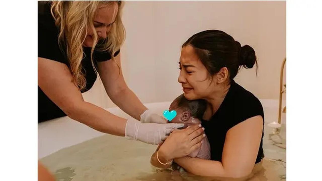 6 Potret Haru Nikita Willy Melahirkan Anak Kedua, Pakai Metode Water Birth