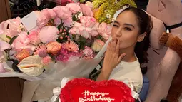 Potret Salshabilla Adriani Genap Usia 26, Ulang Tahun Dapat Kue dan Bunga