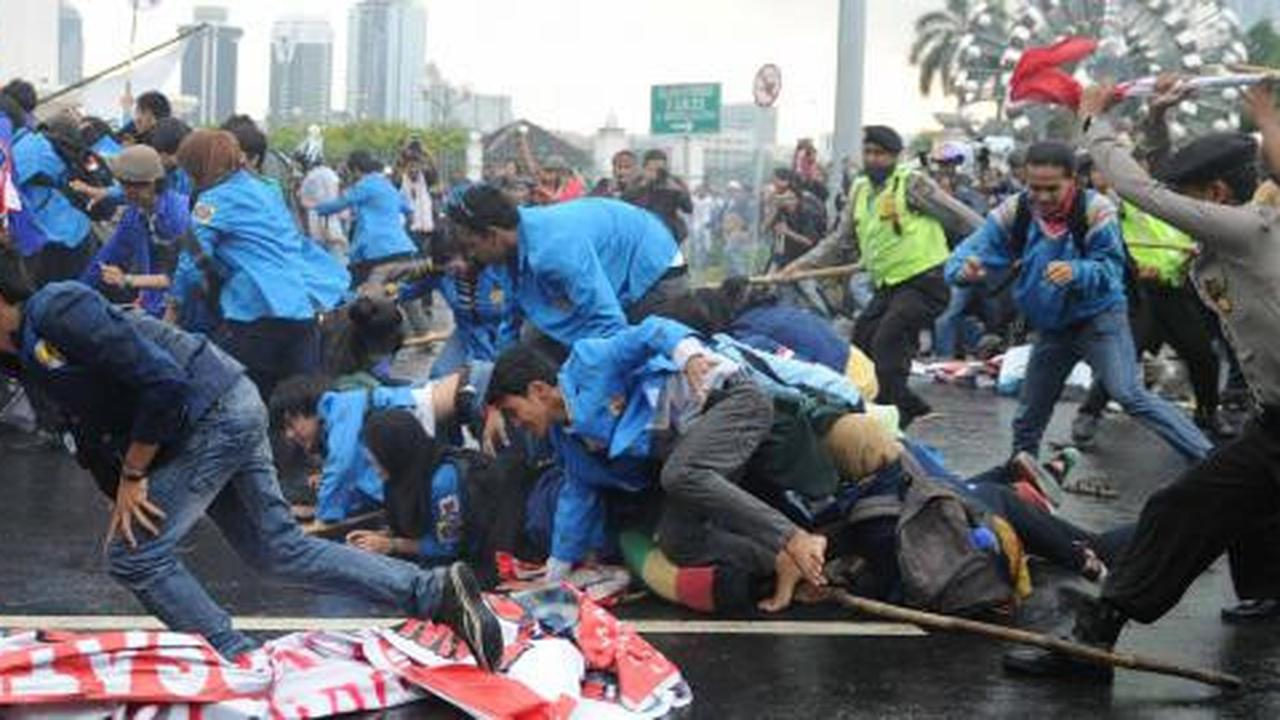 Polisi tangkap anggota TNI yang ikut demo