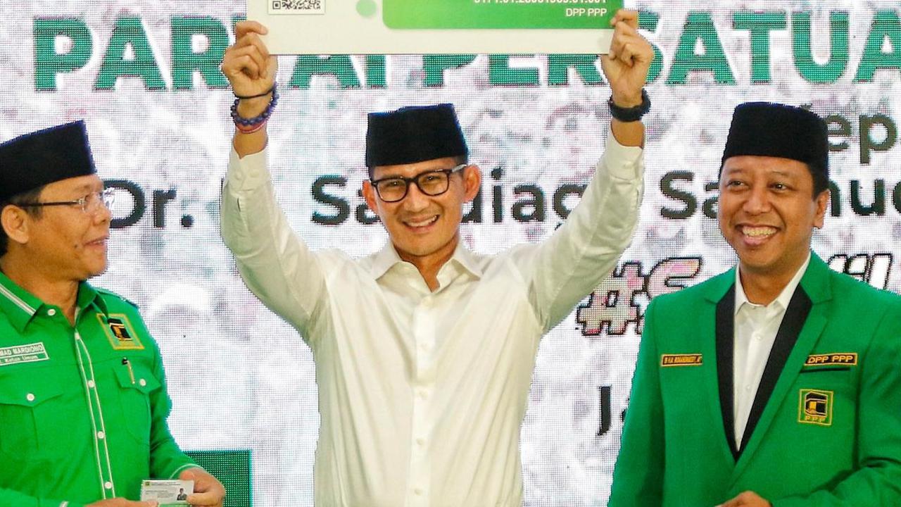 Maksud doa lebih panjang itu, jelas Sandiaga, supaya terus bersabar sampai ada kejelasan terkait nasibnya menjadi calon wakil presiden mendampingi Ganjar Pranowo.