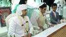 Suasana khidmat dan sakral akad nikah Hengky Kurniawan dan Sonya Fatmala (Galih W. Satria/bintang.com)