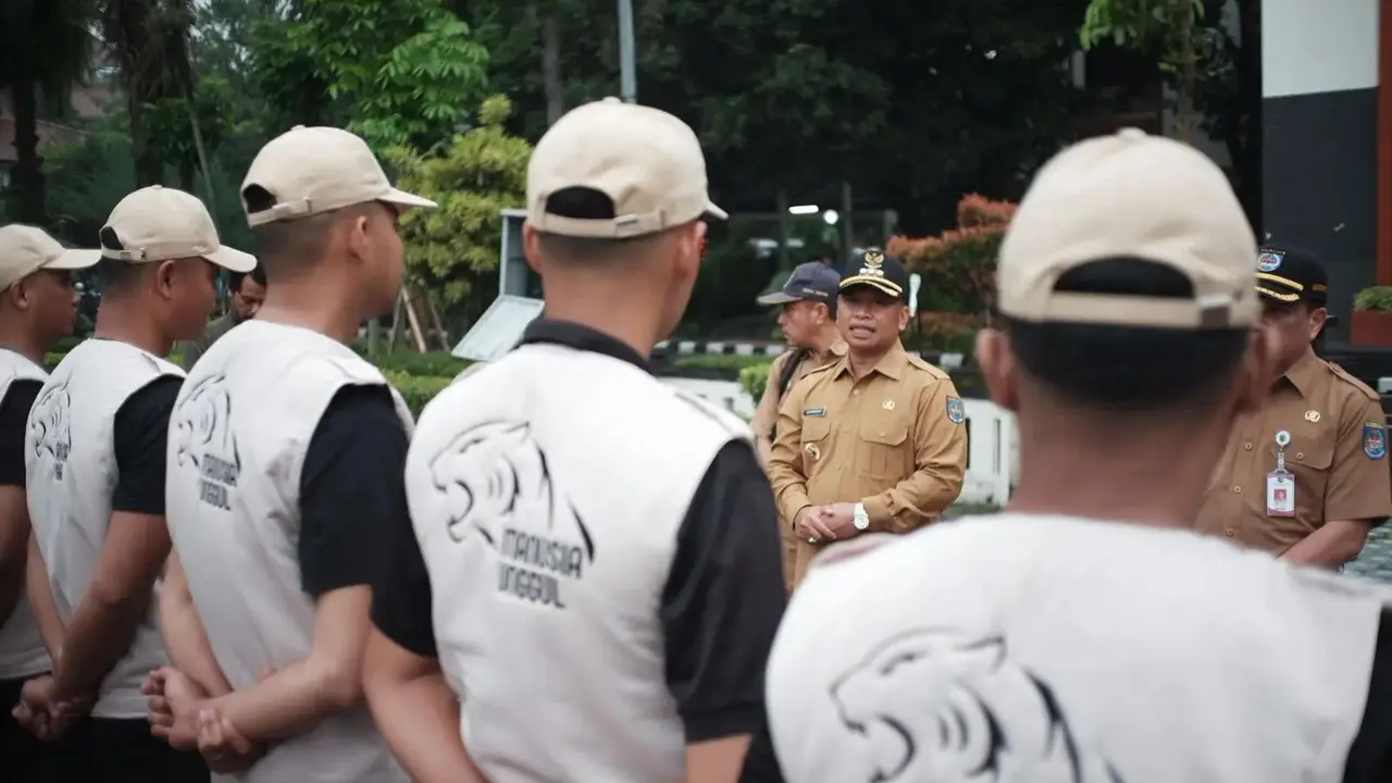Wali Kota Depok saat membentuk Tim Maung ASRI di Balai Kota Depok (Istimewa)