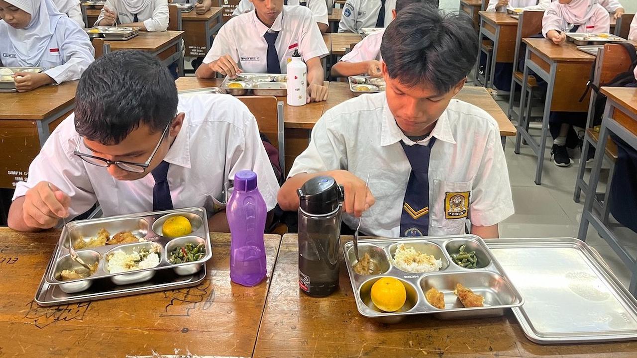Makan Bergizi Gratis Perdana di Jakarta Tanpa Susu, Ini Penjelasan Pj Gubernur Teguh