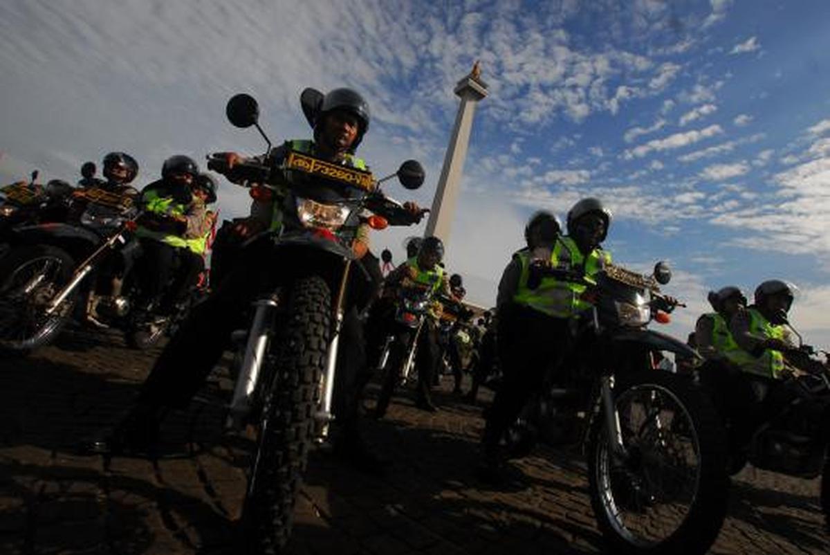 Apel gelar pasukan 'Operasi Lilin 2012' di Lapangan Monas