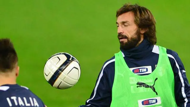 Italia Andalkan Balotelli dan Shaarawy