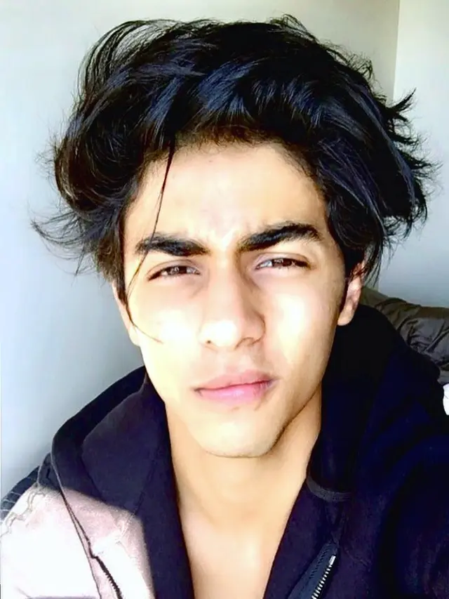Pesona Aryan Khan (sumber : instagram/@___aryan___)