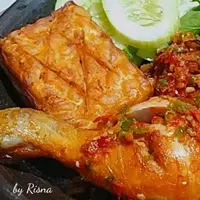Resep Ayam Gepuk Sambal Matah./Youtube.com/Risna di DWD