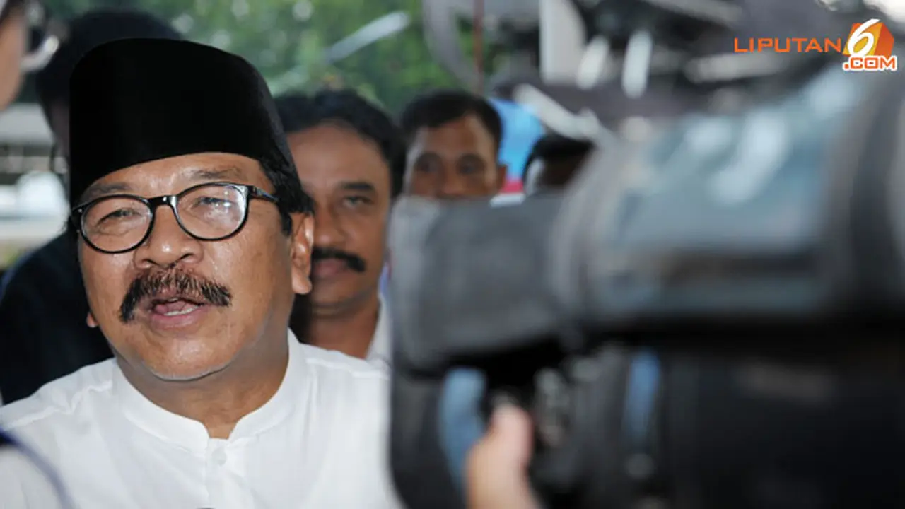 soekarwo-hitung-cepat-130829c.jpg