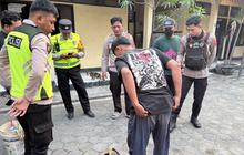 Fakta di Balik Pria Acak-Acak Sandal Jemaah Subuh di Masjid Shofa