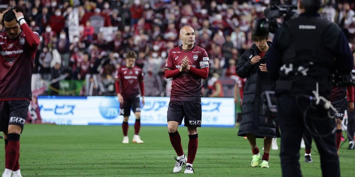 Tak Jadi Reuni Dengan Messi, Andres Iniesta Akan Segera Umumkan Keputusannya Pensiun