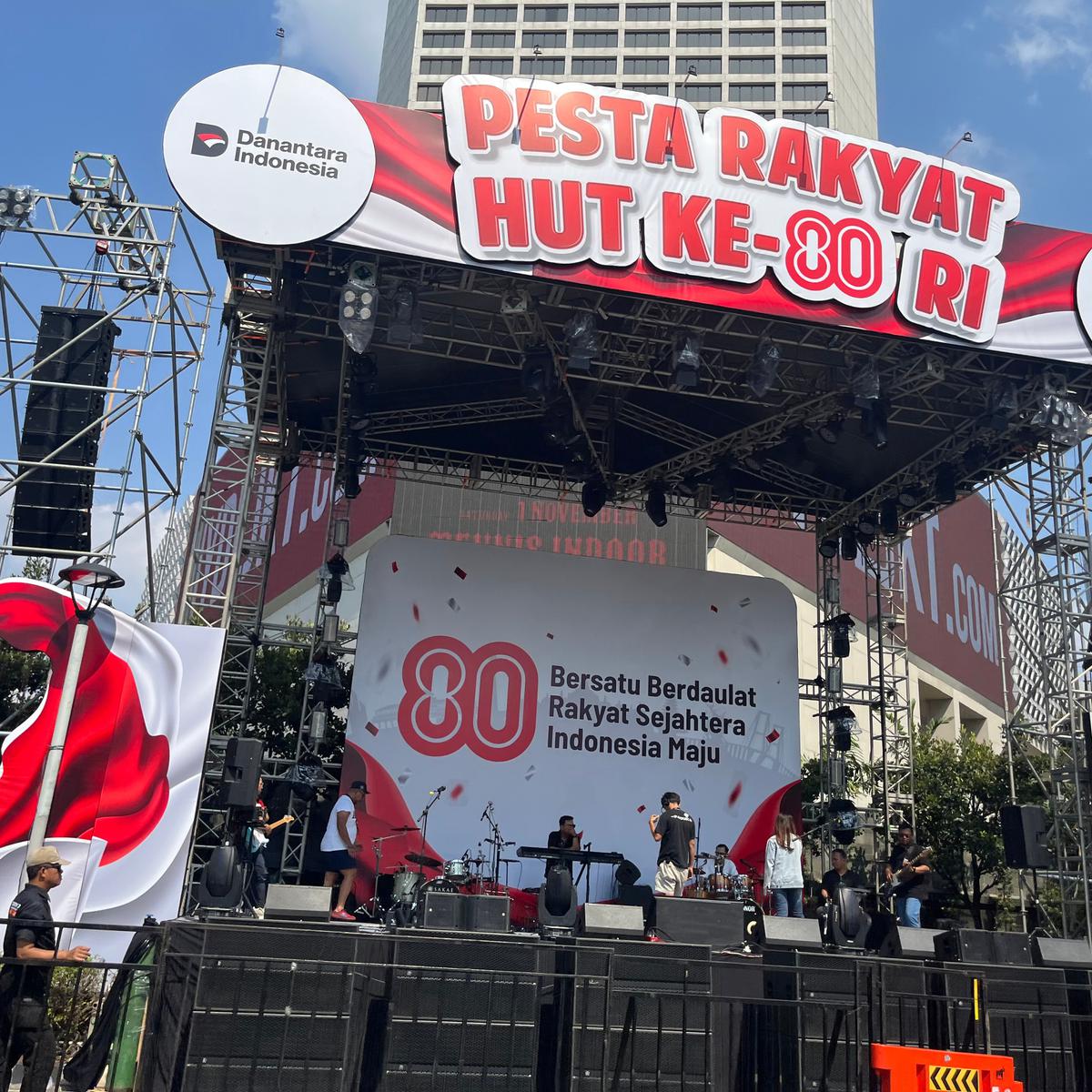 Karnaval Kemerdekaan di Jakarta