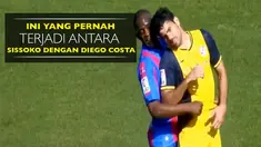 Berita video insiden marquee player Mitra Kukar, Mohamed Sissoko, dengan Diego Costa, yang saat itu masih perkuat Atletico Madrid.