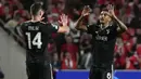 Di tengah upaya Benfica yang terus memburu gol, Juventus justru mampu memperkecil skor menjadi 2-4 pada menit ke-77 lewat gol Arkadiusz Milik yang baru masuk di awal babak kedua. Gol dicetak lewat sepakan voli yang tak mampu dibendung kiper Benfica, Odysseas Vlachodimos. (AP/Armando Franca)