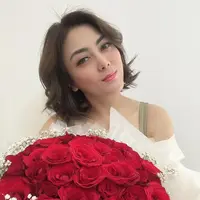 [Instagram/dhenaaldhaliadevanka]