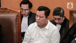 Terdakwa Kuat Ma'ruf menjalani sidang lanjutan pemeriksaan saksi kasus pembunuhan berencana Brigadir Yosua Hutabarat atau Brigadir J di Pengadilan Negeri Jakarta Selatan, Senin (7/11/2022). Sidang lanjutan kasus Ferdy Sambo kali ini ada penggabungan terdakwa, Eliezer, Ricky Rizal dan Kuat Ma'ruf. (Liputan6.com/Johan Tallo)