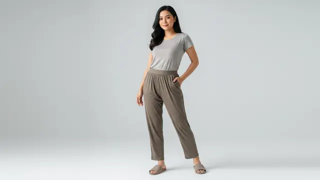 Model Celana 3/4 untuk Wanita Model Celana Bahan Kaus