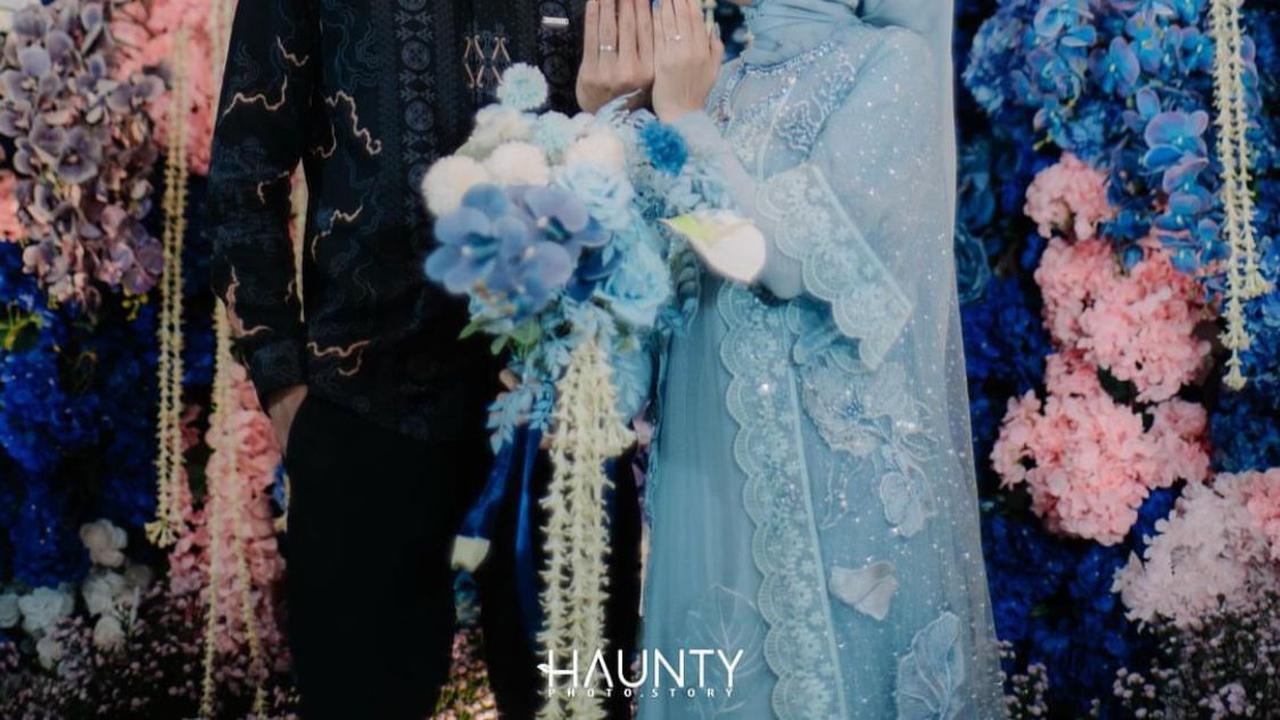 7 Potret Rizky Ridho Melamar Kekasihnya, Sendy Aulia, Tuai Dukungan dari Netizen dan Timnas