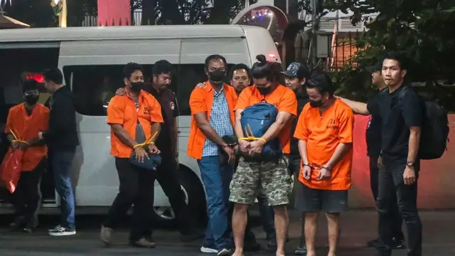 8 Awak Kapal Bawa 1,3 Ton Ketamin Diperiksa Bareskrim di Jakarta