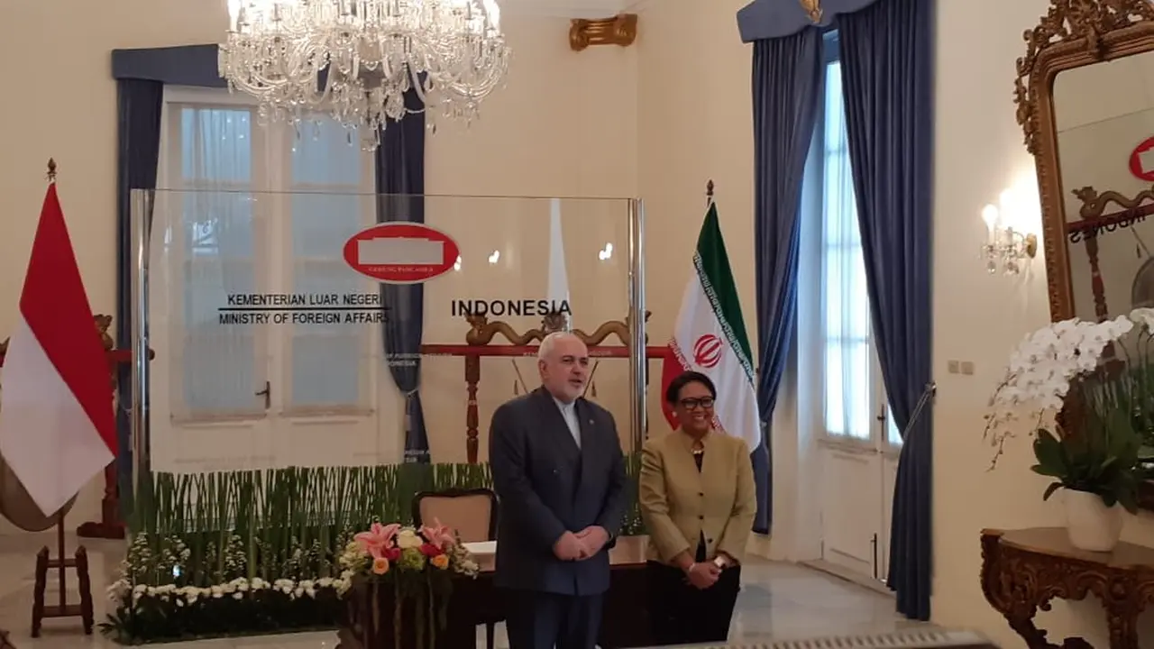 Menteri Luar Negeri Iran, Javad Zarif, bertemu Menteri Luar Negeri RI, Retno Marsudi di Gedung Pancasila, Kementerian Luar Negeri RI (Liputan6.com/Rizki Akbar Hasan)
