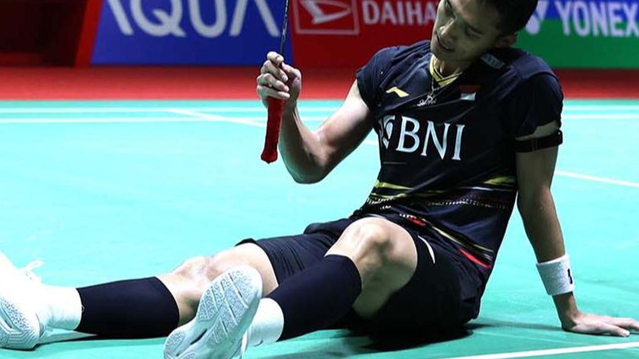 Jojo takluk melalui rubber game dengan skor 21-19, 19-21, dan 19-21.&nbsp;Foto: Bola.com/M Iqbal Ichsan