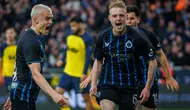 Manchester United Temukan Alternatif Lewis Hall