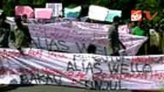 Ratusan nelayan di Kabupaten Lingga, Kepri, menuntut polisi memeriksa mantan Ketua DPRD Lingga terkait pembangunan tambak udang di wilayah mereka. 