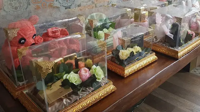 [Bintang] Raditya Dika Lamar Anissa Aziza