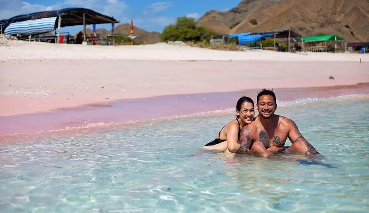 (Instagram/mieke_amalia)