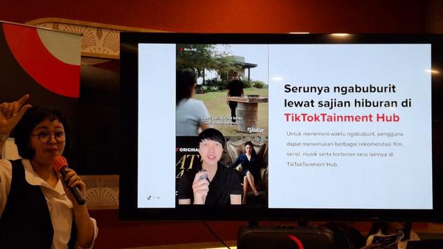 Mengisi Waktu Ngabuburit dengan Nonton Konten di TIkTok