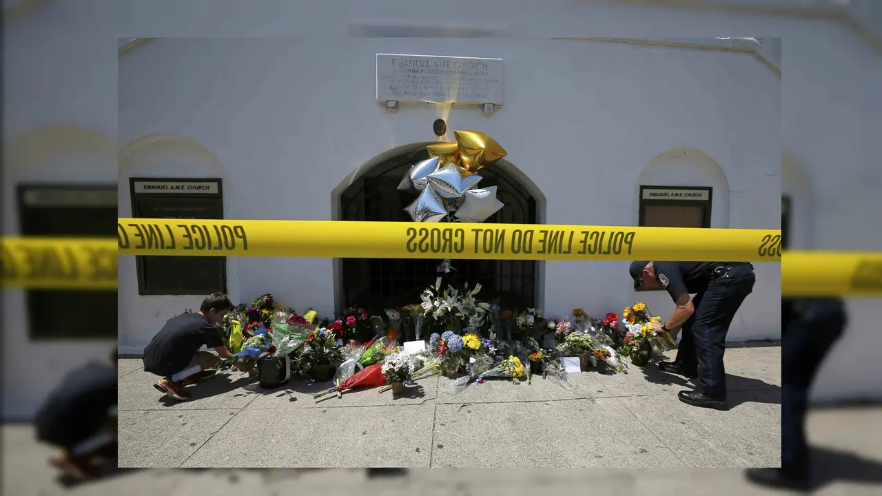 Lokasi penembakan massal di Gereja bersejarah Emanuel African Methodist Episcopal (AME). (Reuters)
