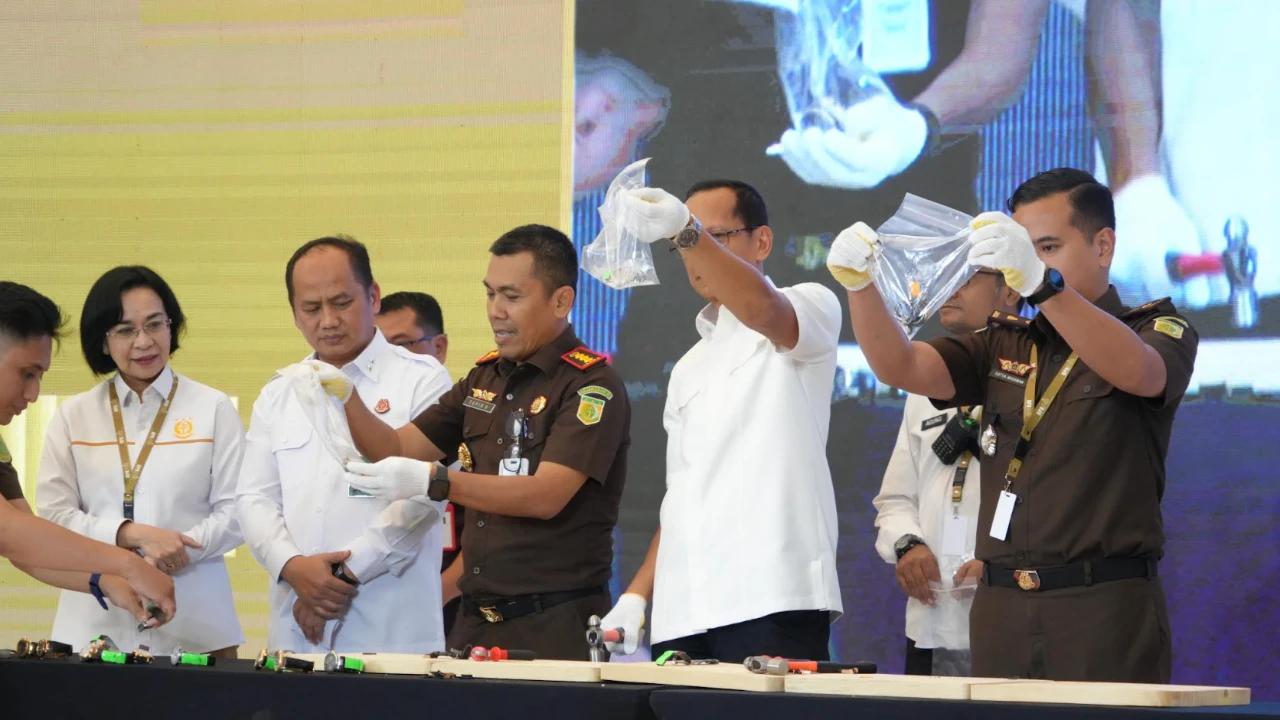 14 Jam Tangan Mewah Hasil Sitaan Terpidana Asabri Jimmy Sutopo Ternyata Palsu, Kejagung Langsung Musnahkan
