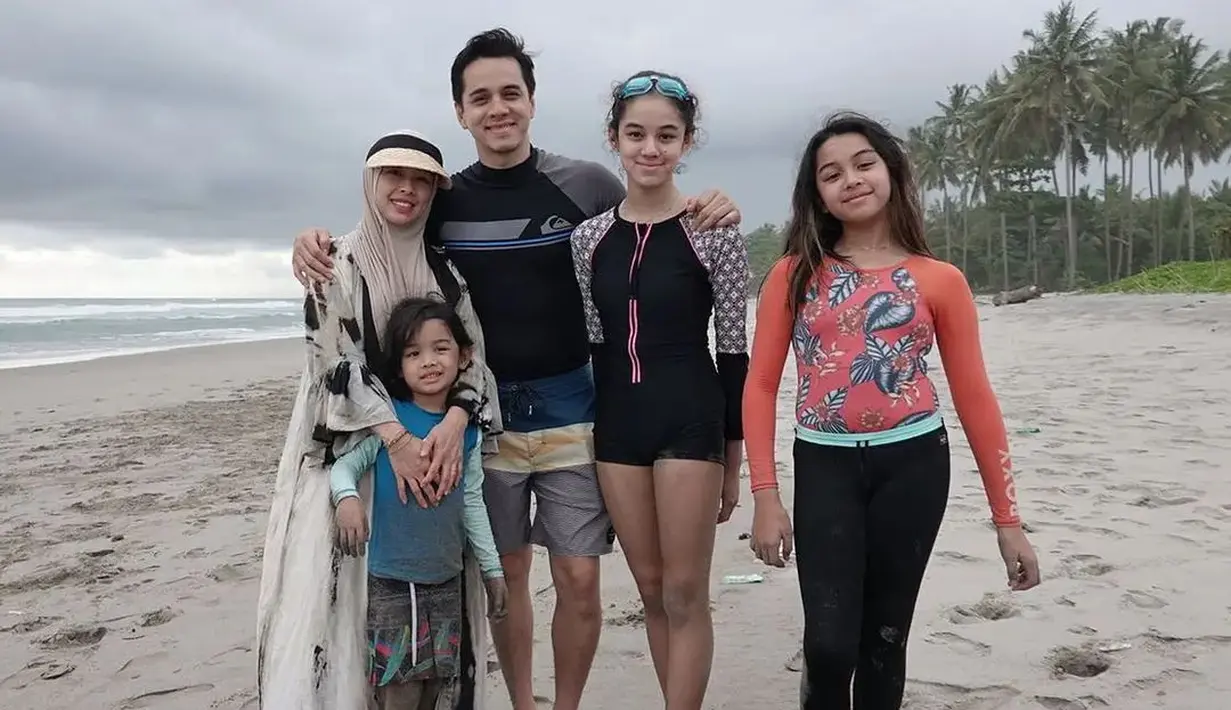 Rionaldo Stockhorst dan Aureli Beata Schulz (Instagram/rio.stokhorst)