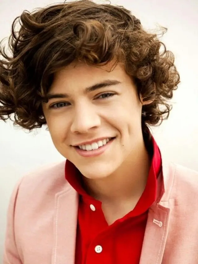 Transformasi Harry Styles dari Imut ke Macho Abis
