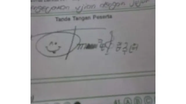 6 Tanda Tangan Bentuk Wajah Ini Bikin Geleng Kepala
