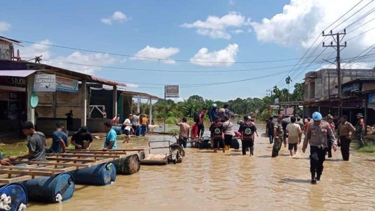 Polda Aceh Imbau Warga Tunda Perjalanan Darat Akibat Banyak Ruas Jalan Putus