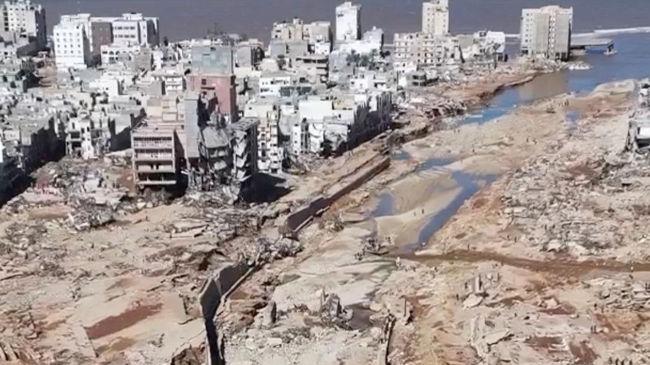 FOTO: Bak Diterjang Tsunami, Begini Penampakan dari Udara Kota Terparah di Libya yang Luluh Lantak Pasca Banjir Bandang Mematikan