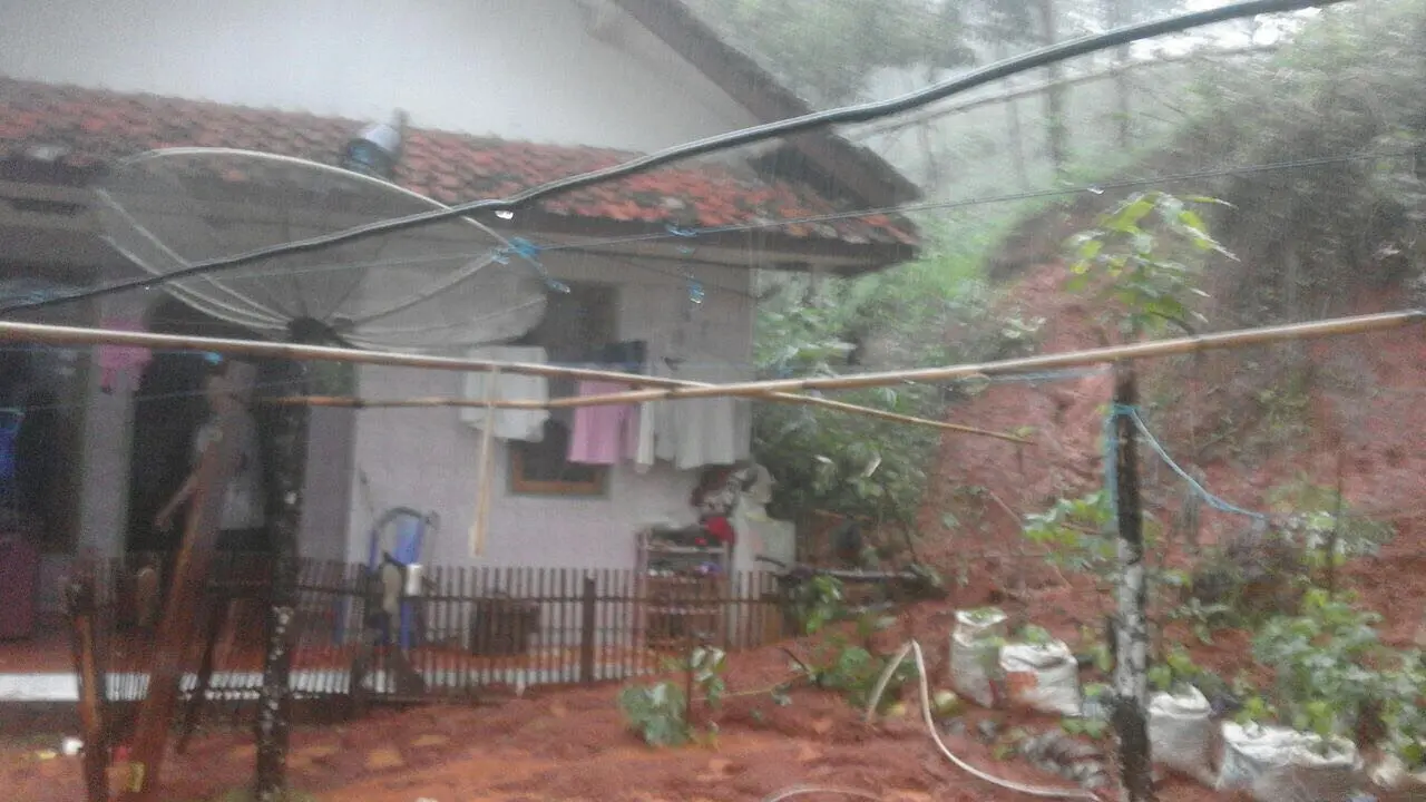 Longsor Terjang Pangandaran, 4 Anggota Keluarga Meninggal Dunia